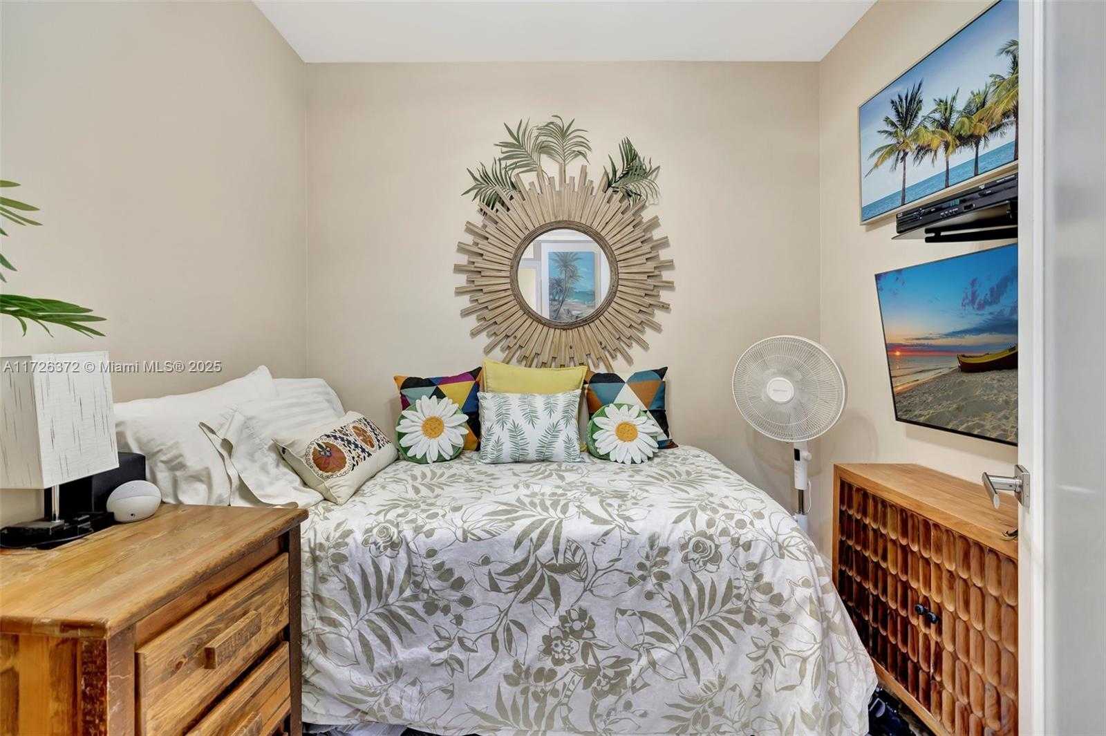 Small Image of 2000 ISLAND BLVD #203, Aventura Number 17