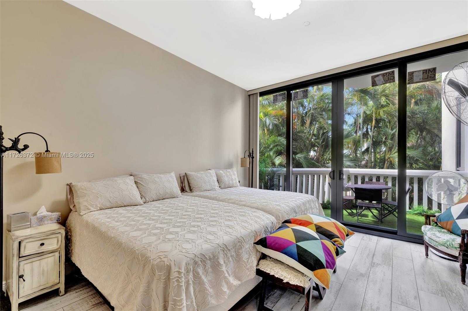 Small Image of 2000 ISLAND BLVD #203, Aventura Number 20