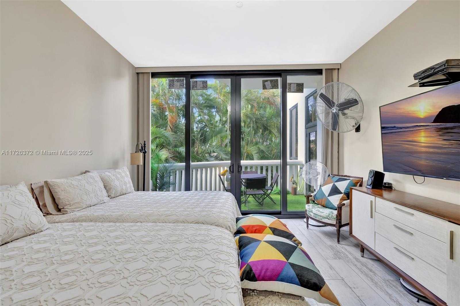 Small Image of 2000 ISLAND BLVD #203, Aventura Number 21