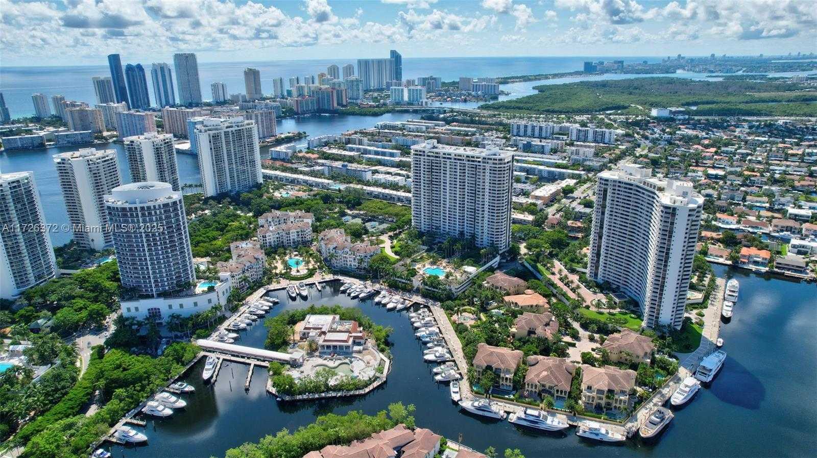 Small Image of 2000 ISLAND BLVD #203, Aventura Number 42