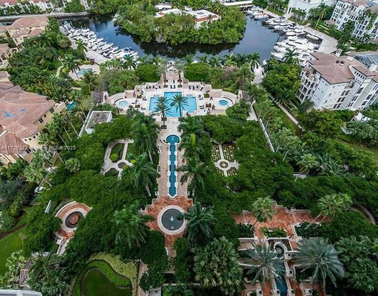 Small Image of 2000 ISLAND BLVD #203, Aventura Number 47