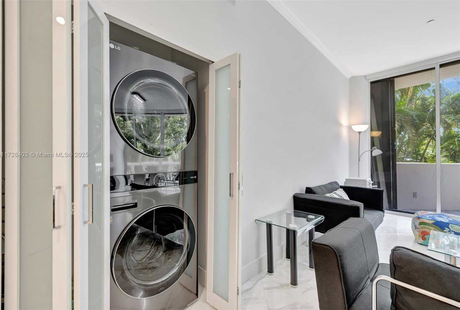 Small Image of 2000 ISLAND BLVD #204, Aventura Number 11
