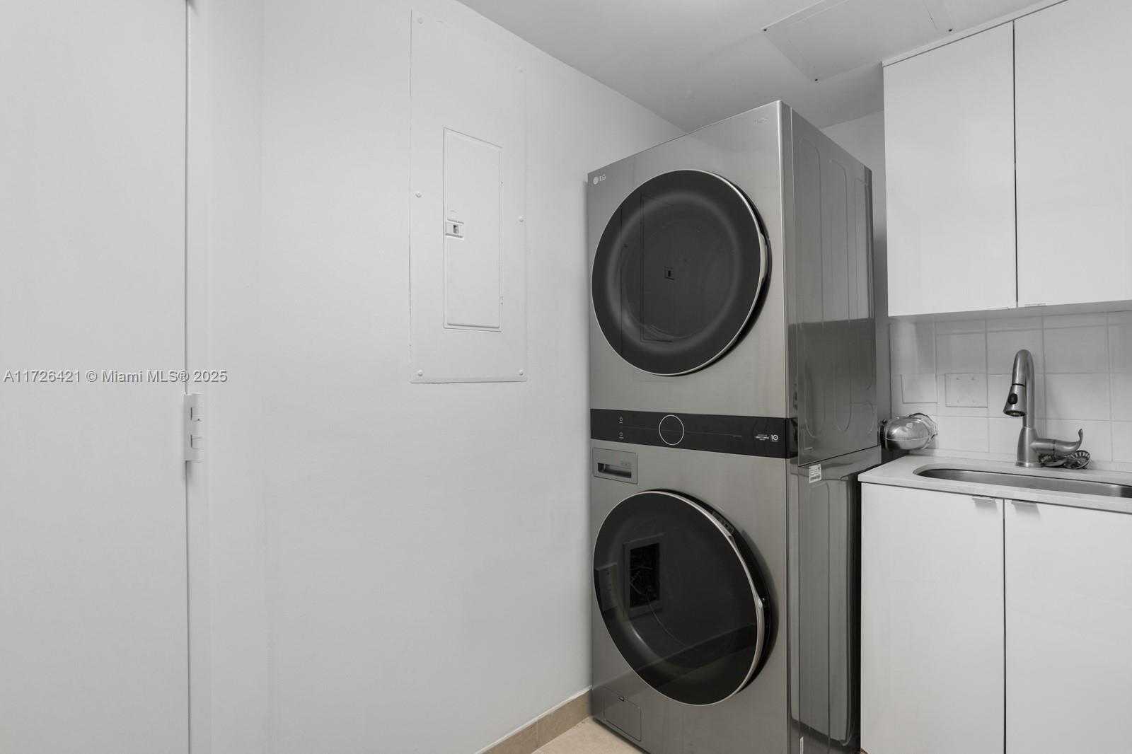 Small Image of 765 CRANDON BLVD #206, Key Biscayne Number 32