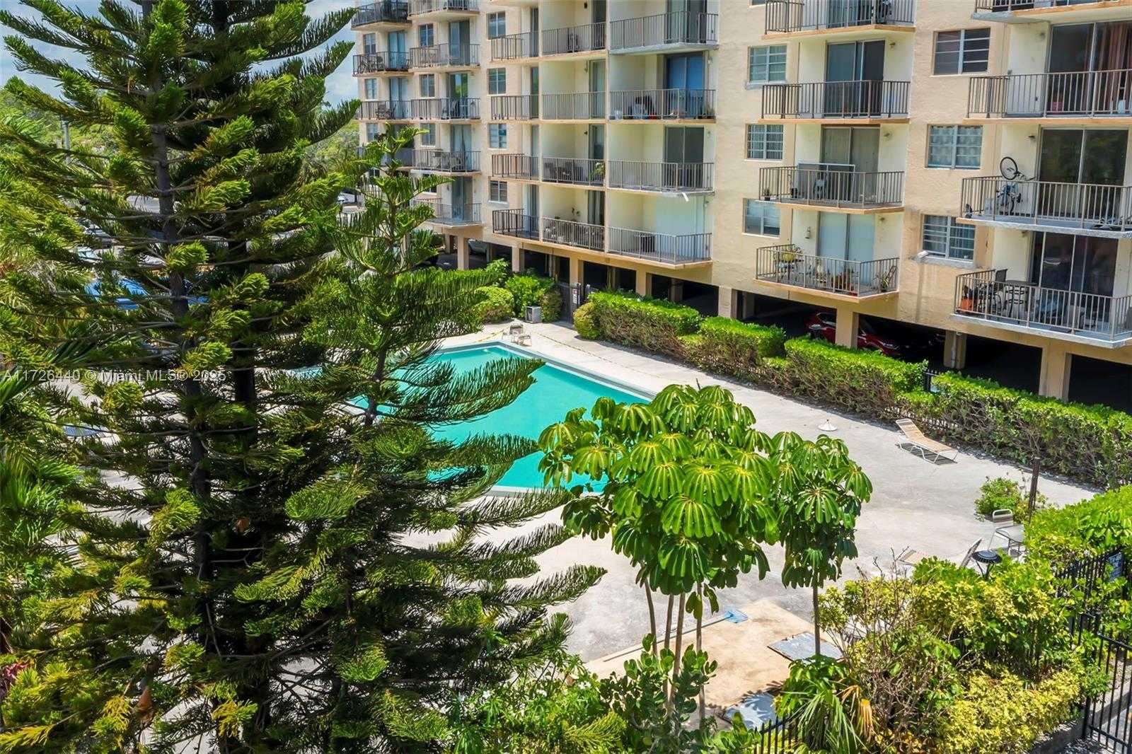 Small Image of 12500 NORTH EAST 15TH AVE #405, North Miami Number 21