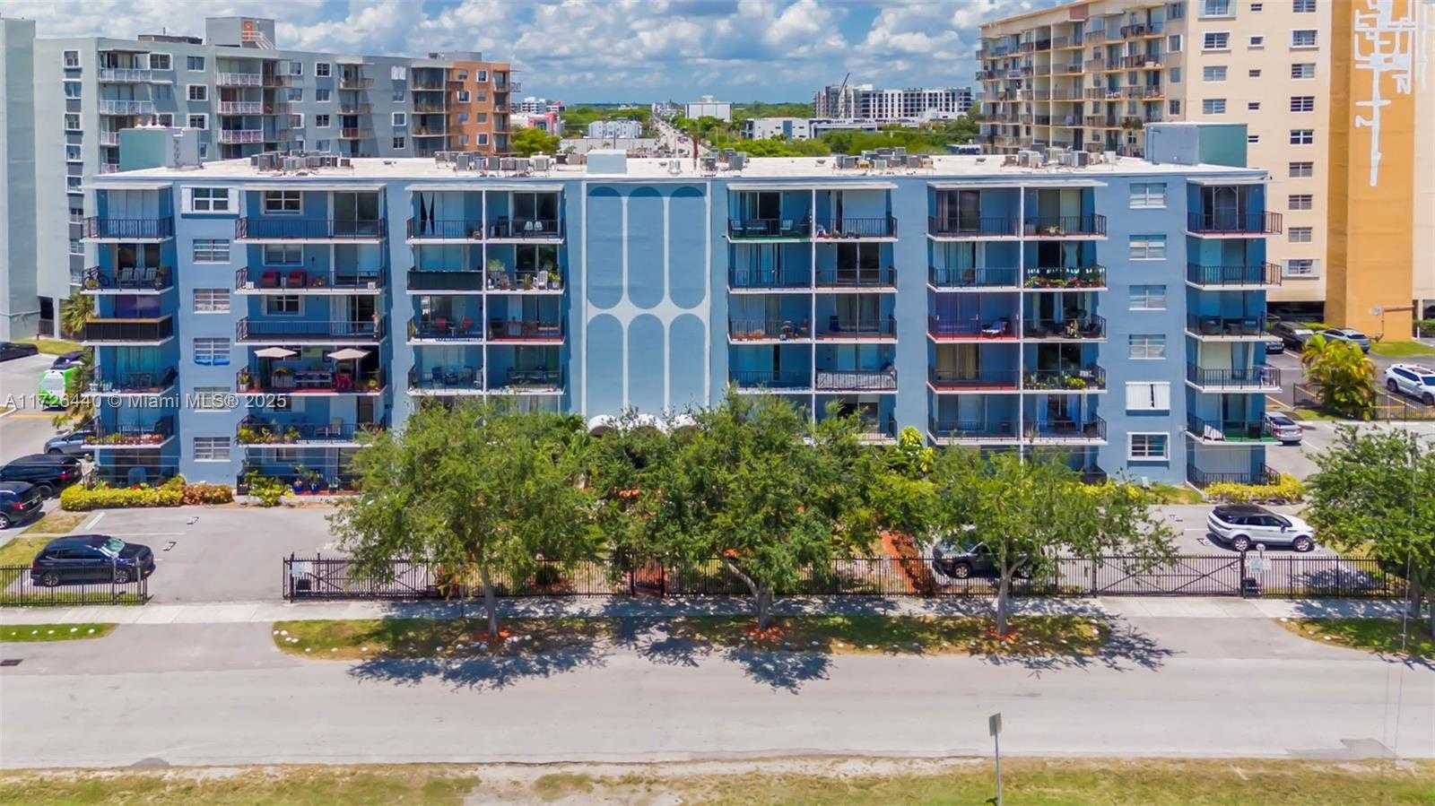 Small Image of 12500 NORTH EAST 15TH AVE #405, North Miami Number 26