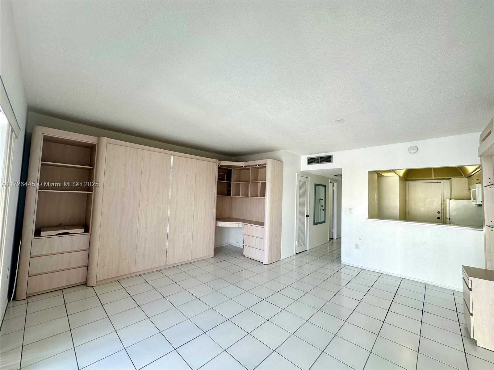 Small Image of 1965 S Ocean Dr, Hallandale Beach, FL 33009, USA Number 18