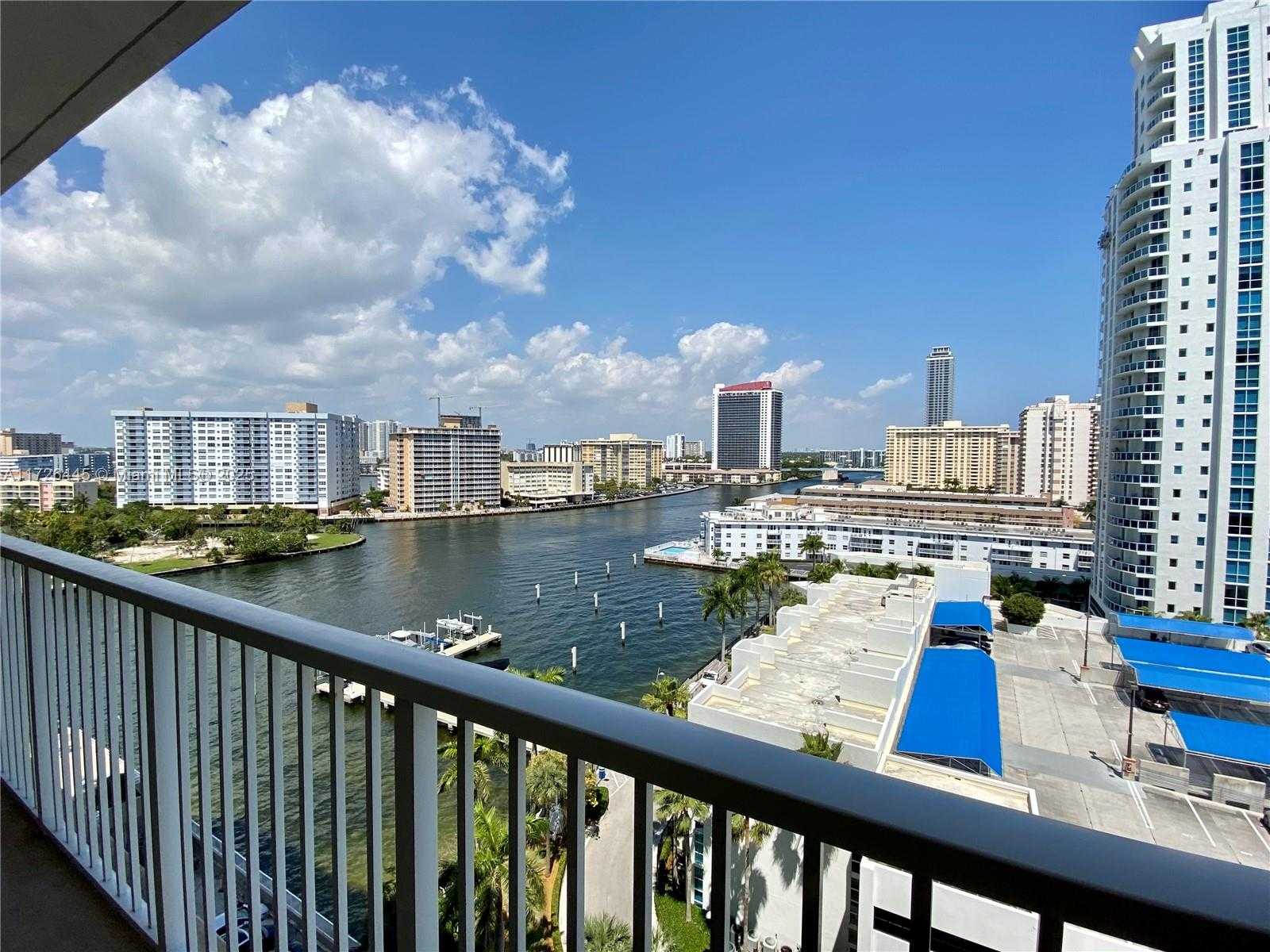 Small Image of 1965 S Ocean Dr, Hallandale Beach, FL 33009, USA Number 2
