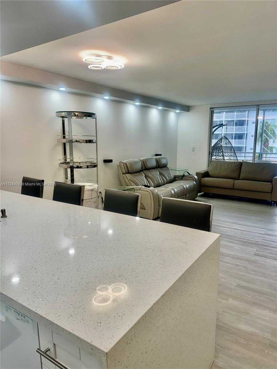 Small Image of 3725 NE 169th St, North Miami Beach, FL 33160, USA Number 22
