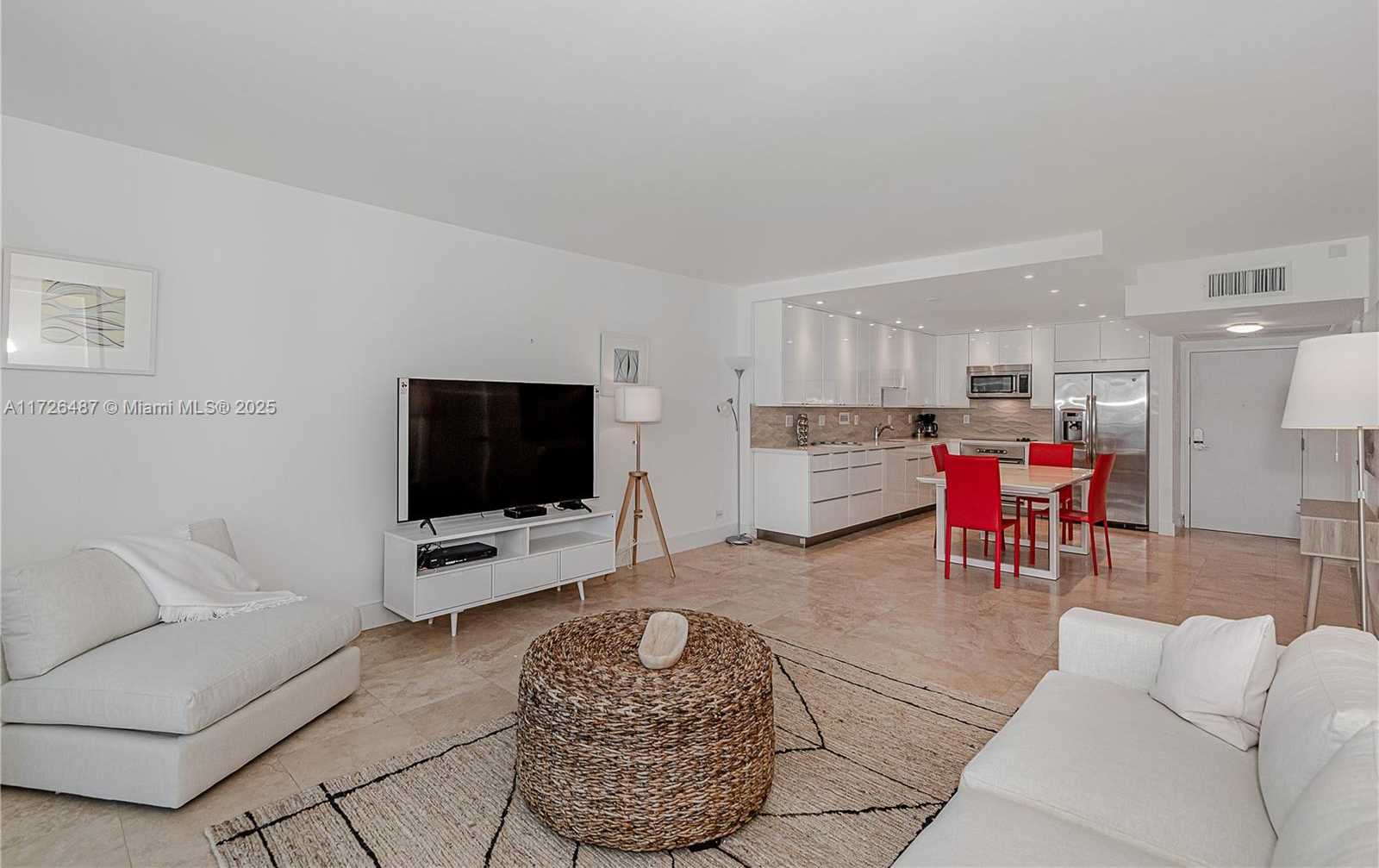 Small Image of 2301 COLLINS AVE #1515, Miami Beach Number 12