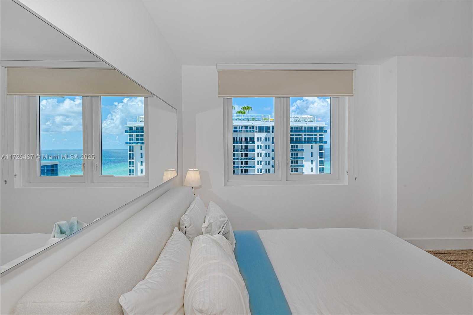 Small Image of 2301 COLLINS AVE #1515, Miami Beach Number 2