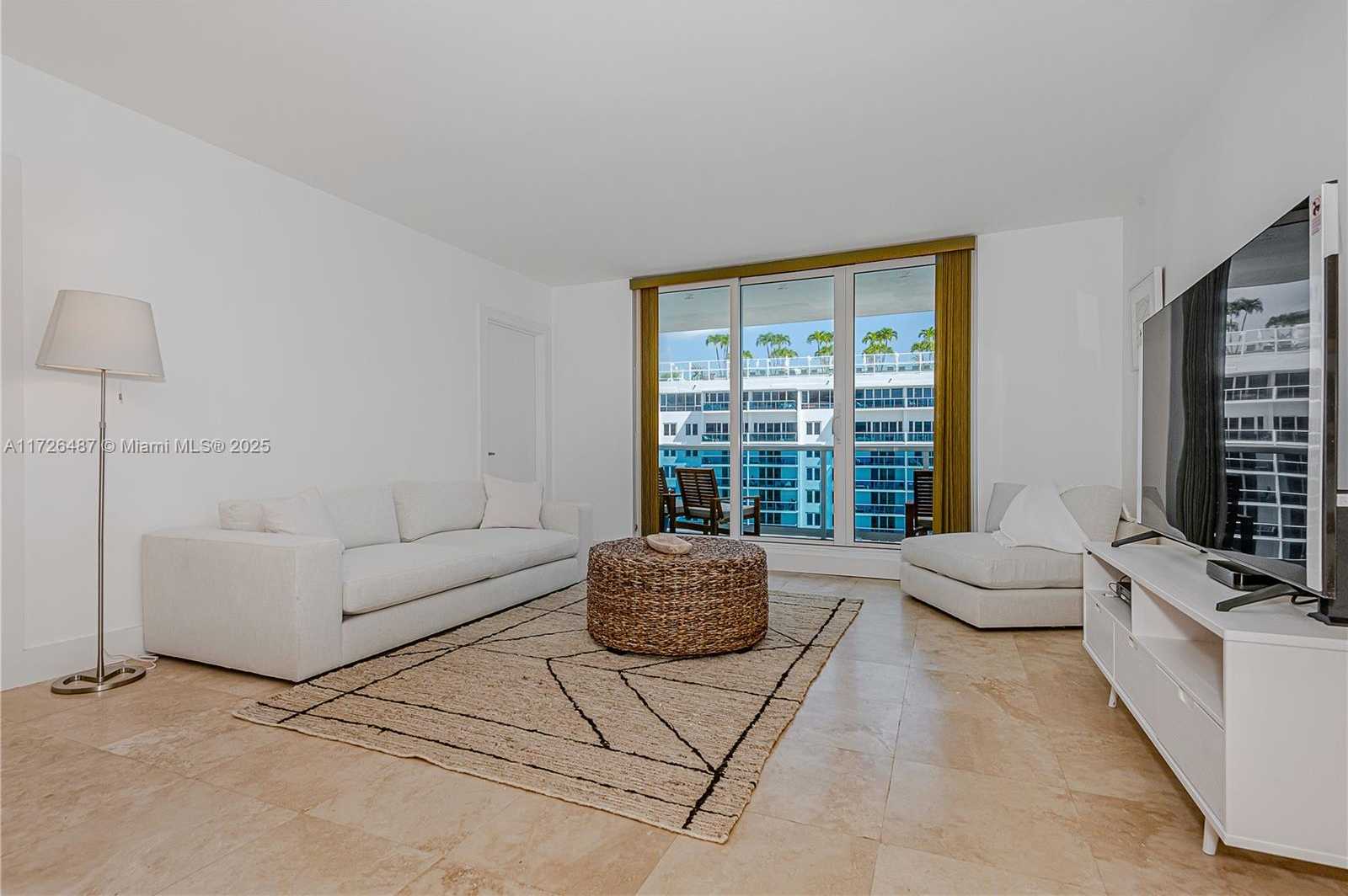 Small Image of 2301 COLLINS AVE #1515, Miami Beach Number 9