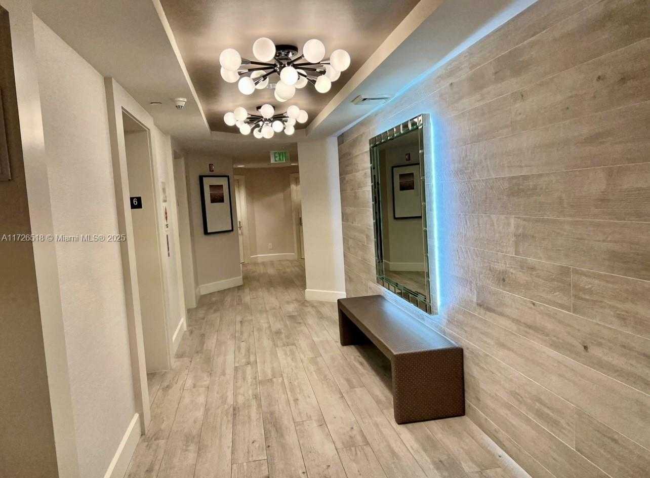Small Image of 21055 YACHT CLUB DR #606, Aventura Number 13