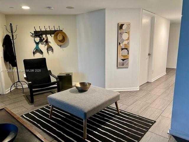Small Image of 21055 YACHT CLUB DR #606, Aventura Number 4