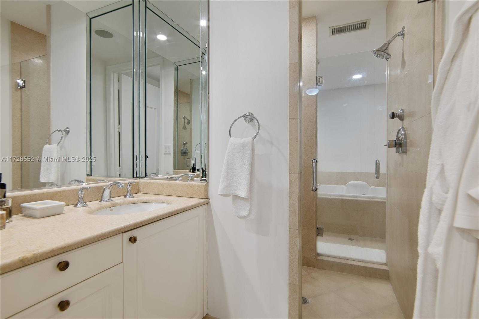 Small Image of 20165 NORTH EAST 39TH PL #303 & 204, Aventura Number 15