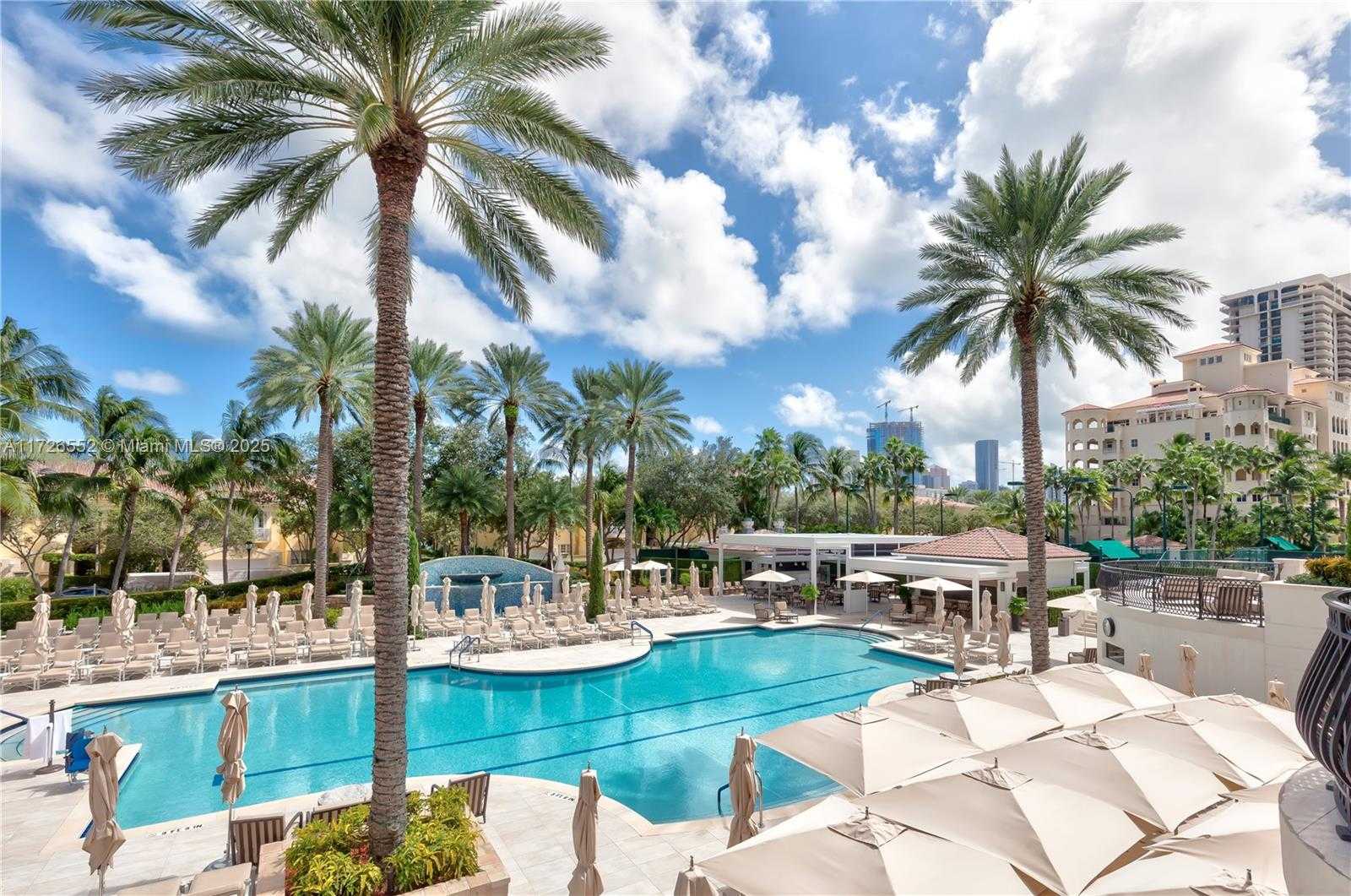 Small Image of 20165 NORTH EAST 39TH PL #303 & 204, Aventura Number 32