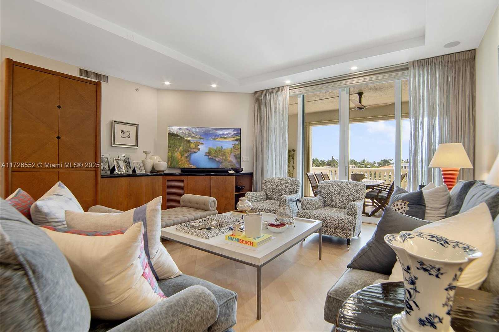 Small Image of 20165 NORTH EAST 39TH PL #303 & 204, Aventura Number 9