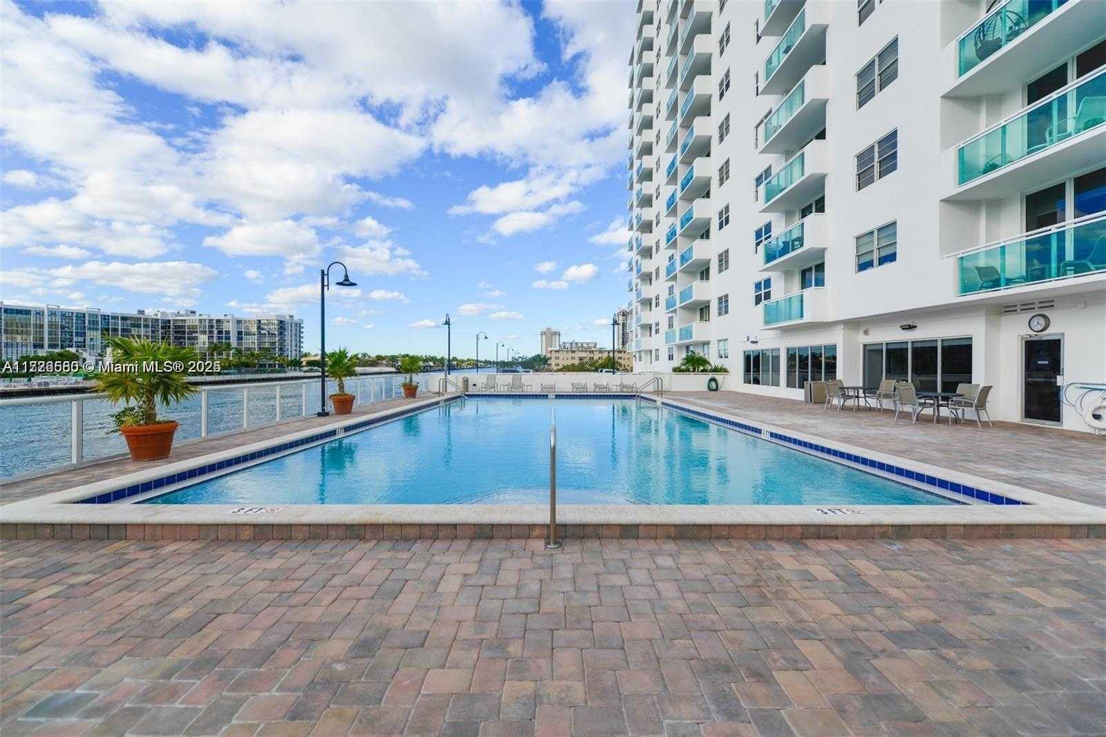 Small Image of 3000 SOUTH OCEAN DR #502, Hollywood Number 20
