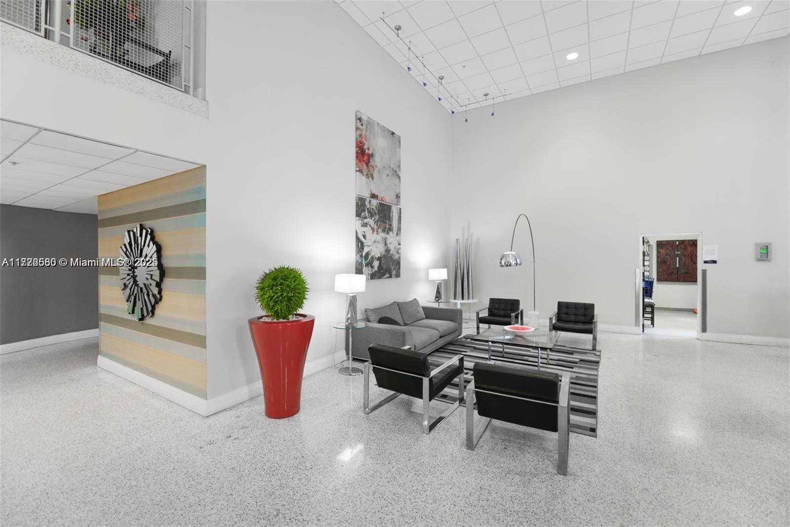 Small Image of 3000 SOUTH OCEAN DR #502, Hollywood Number 25