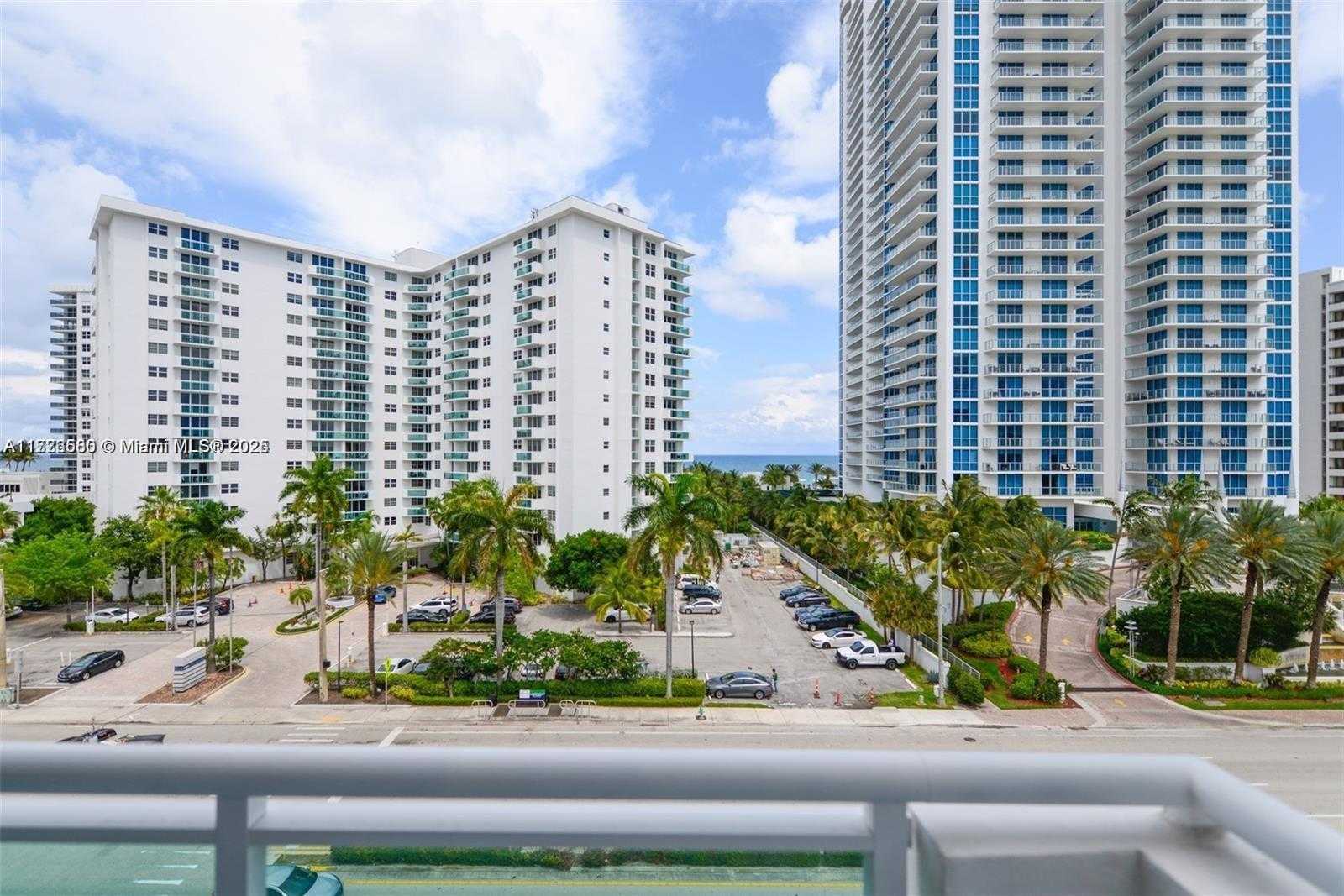 Small Image of 3000 SOUTH OCEAN DR #502, Hollywood Number 5