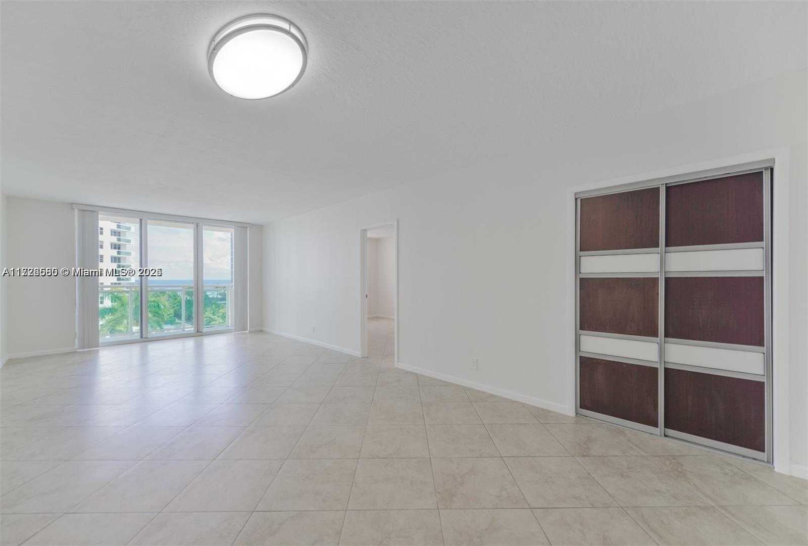 Small Image of 3000 SOUTH OCEAN DR #502, Hollywood Number 6