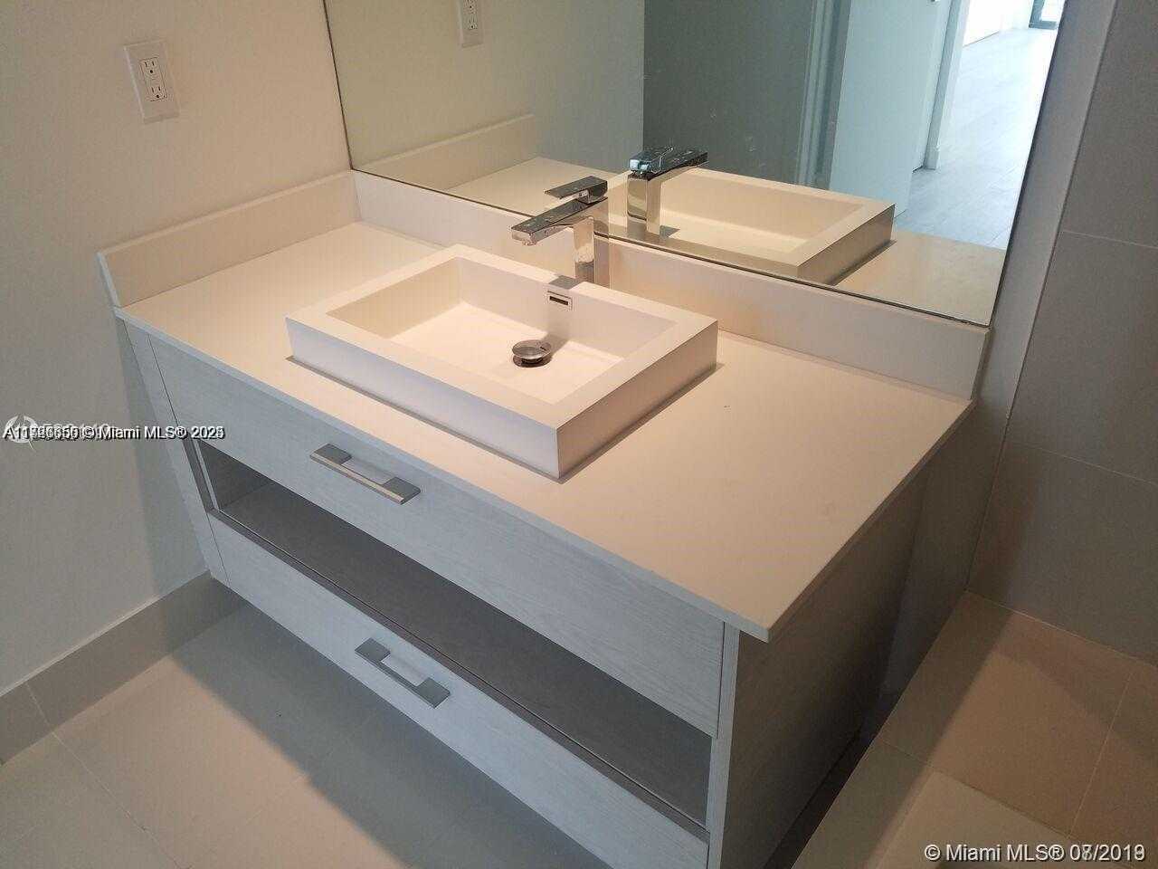 Small Image of 55 SOUTH WEST 9TH ST #1805, Miami Number 5