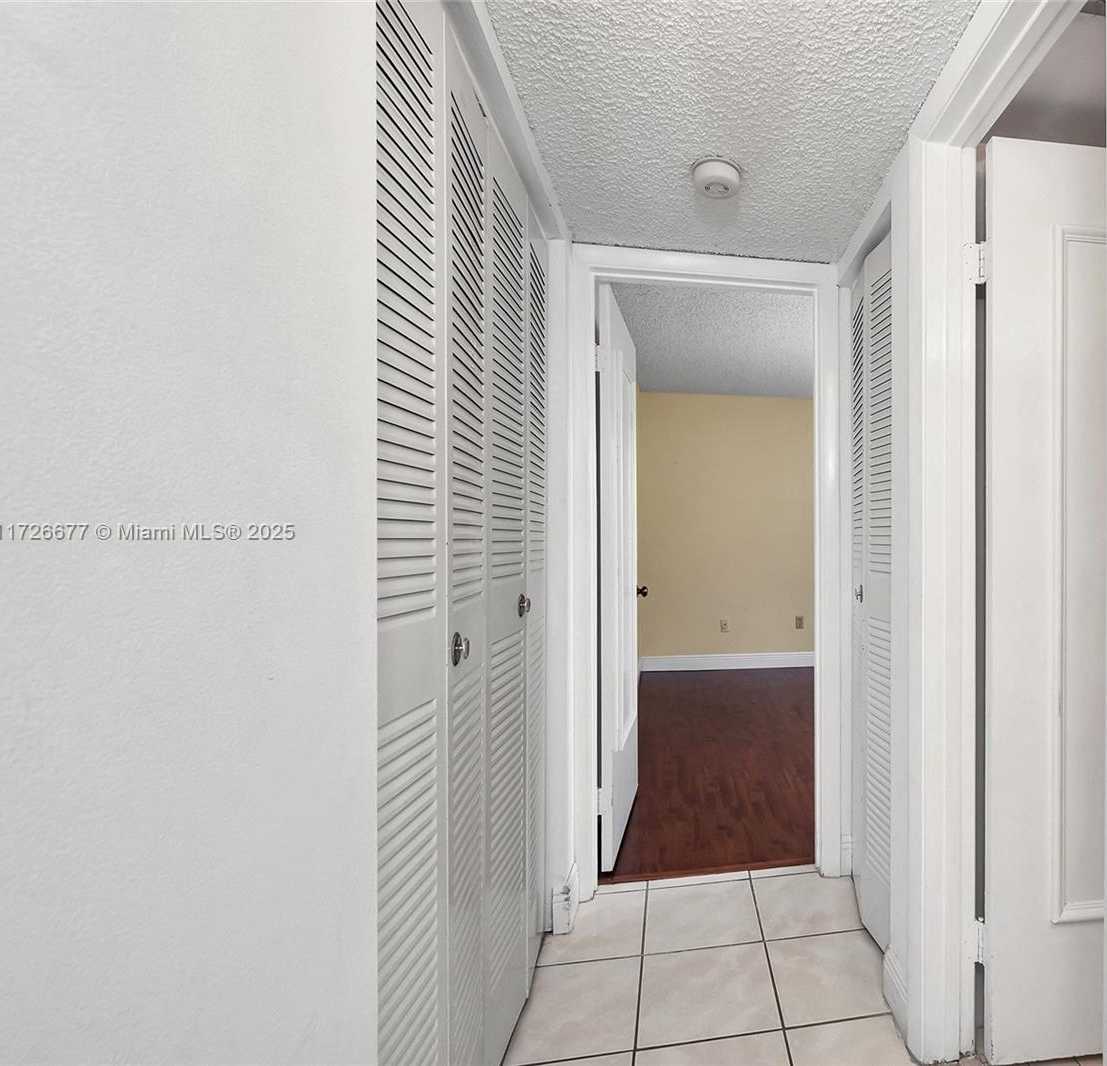 Small Image of 3545 MAGELLAN CIR #351-5, Aventura Number 13