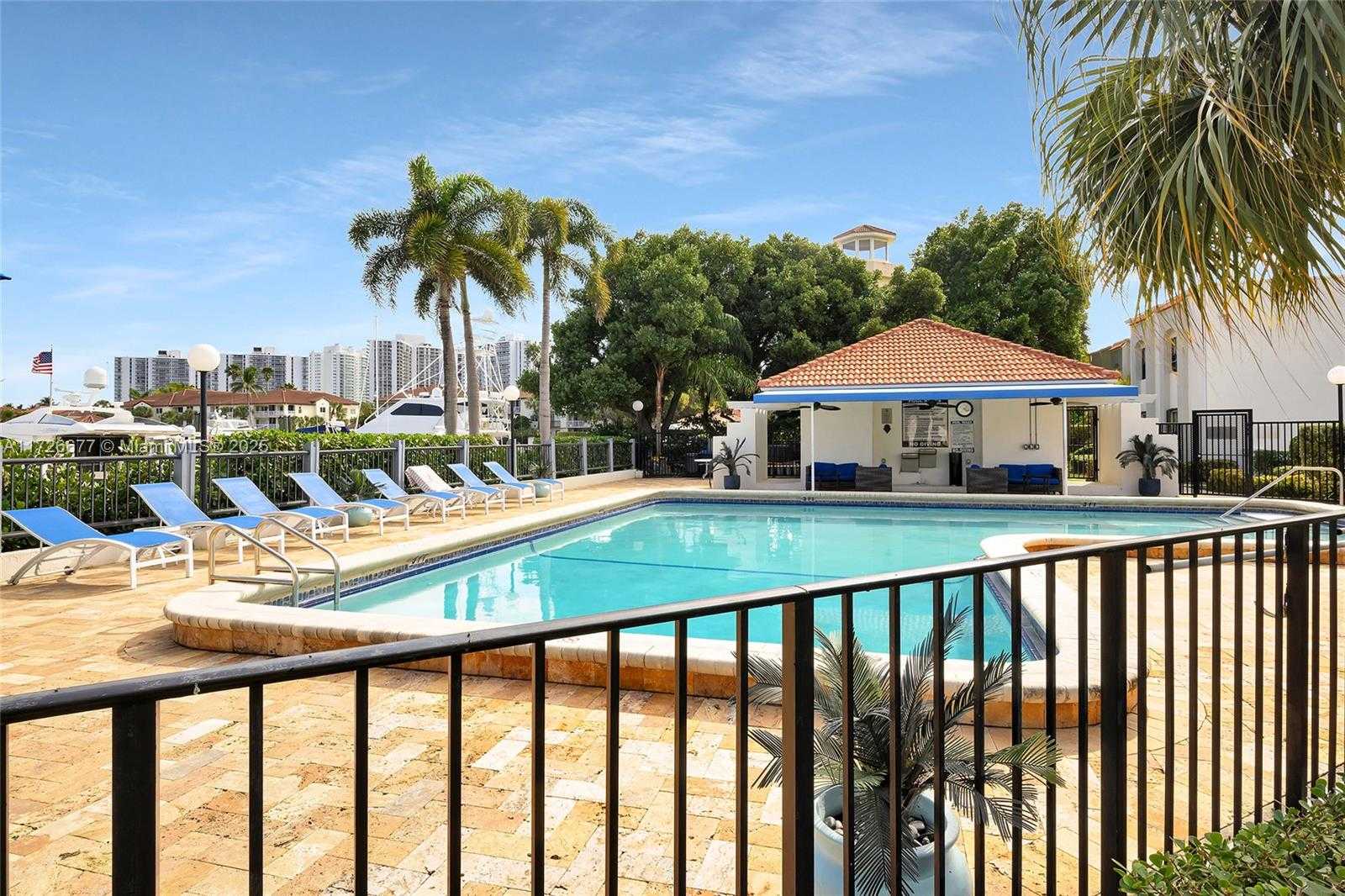 Small Image of 3545 MAGELLAN CIR #351-5, Aventura Number 29