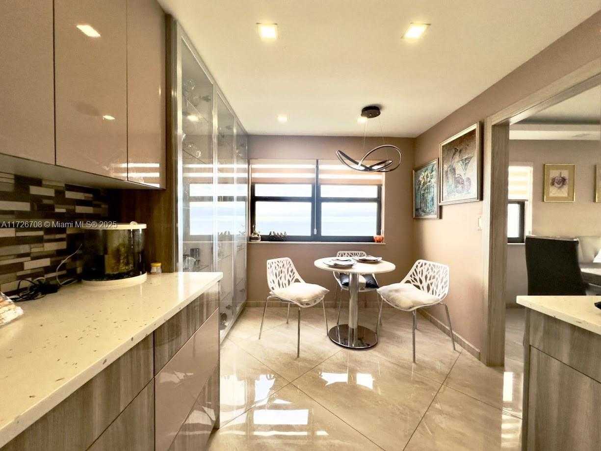 Small Image of 1201 SOUTH OCEAN DR #2202S, Hollywood Number 16