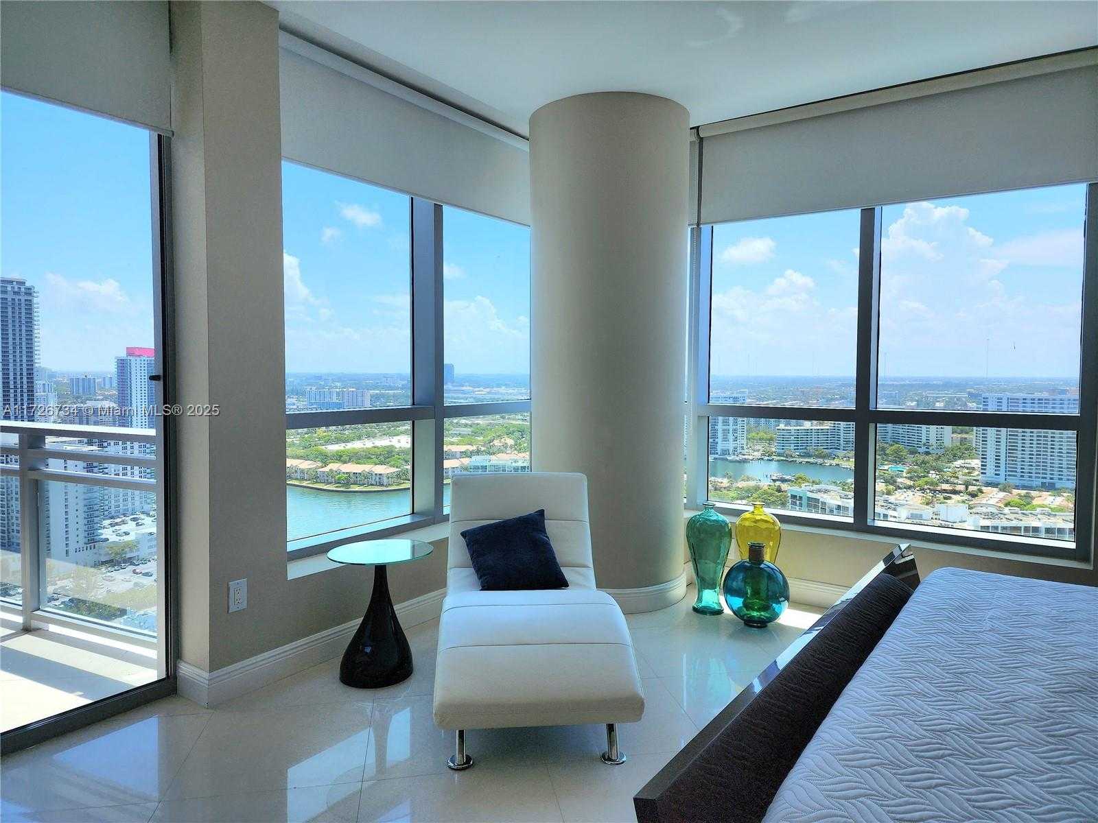 Small Image of 3535 SOUTH OCEAN DR #2805, Hollywood Number 21