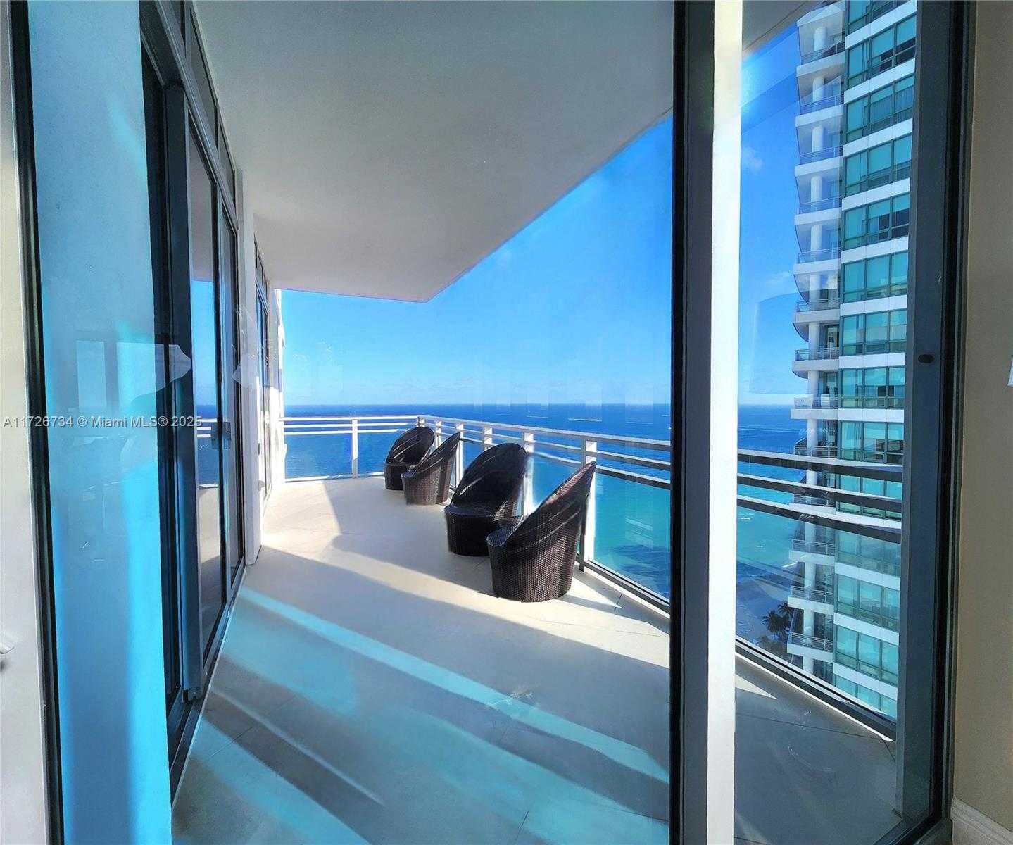 Small Image of 3535 SOUTH OCEAN DR #2805, Hollywood Number 3