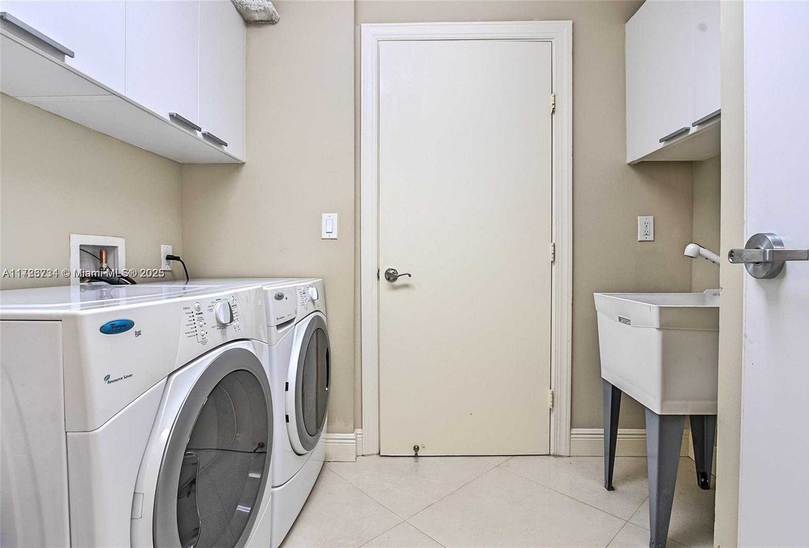 Small Image of 3535 SOUTH OCEAN DR #2805, Hollywood Number 36