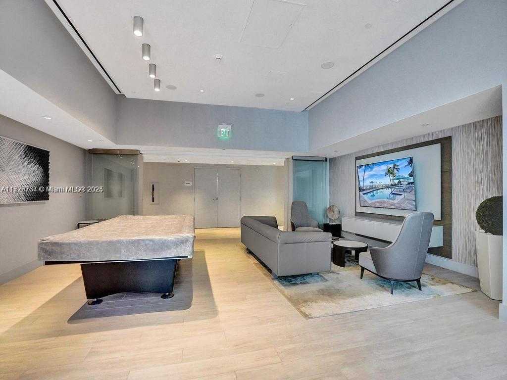Small Image of 3535 SOUTH OCEAN DR #2805, Hollywood Number 64