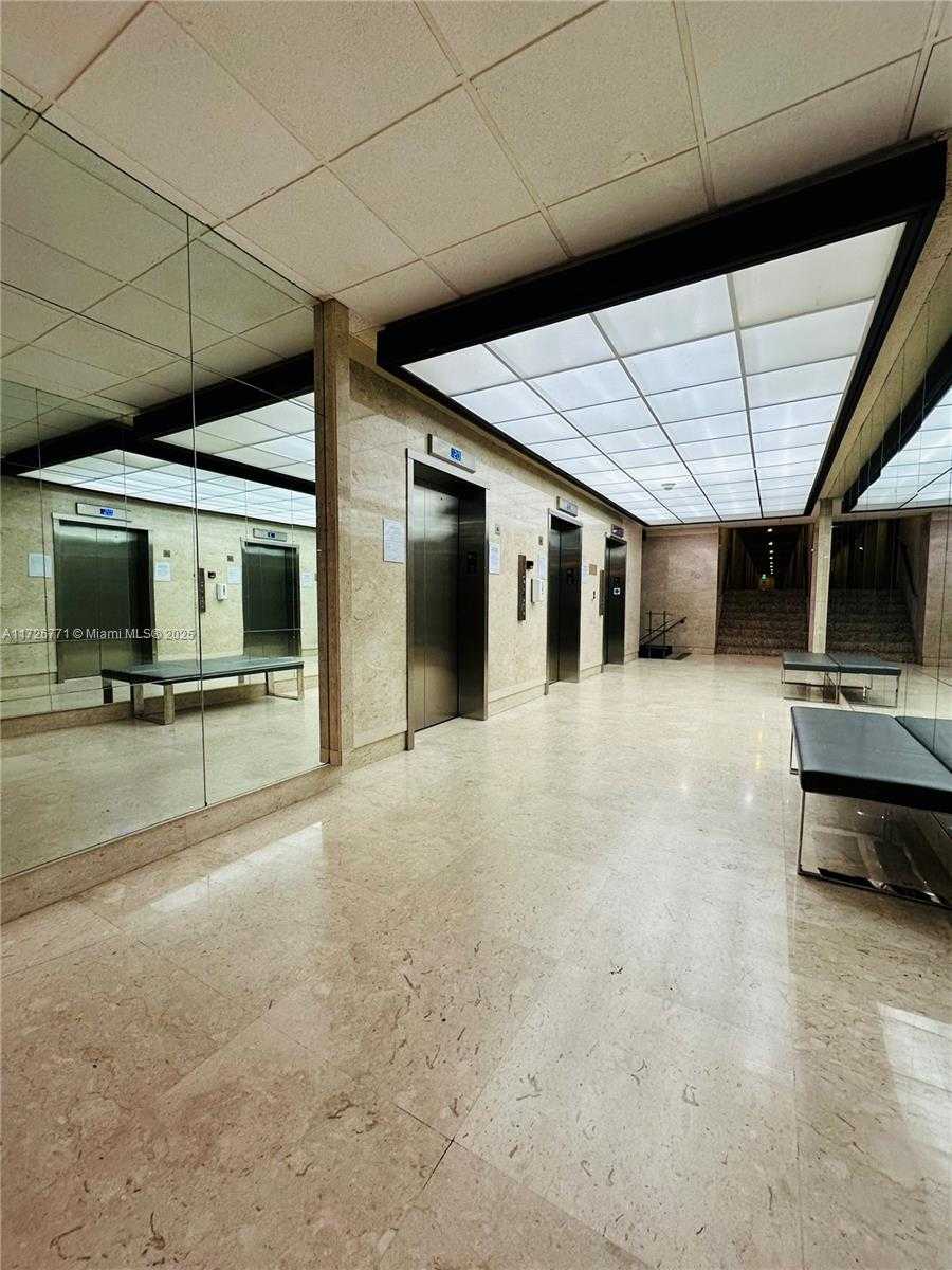 Small Image of 300 BAYVIEW DR #402, Sunny Isles Beach Number 7