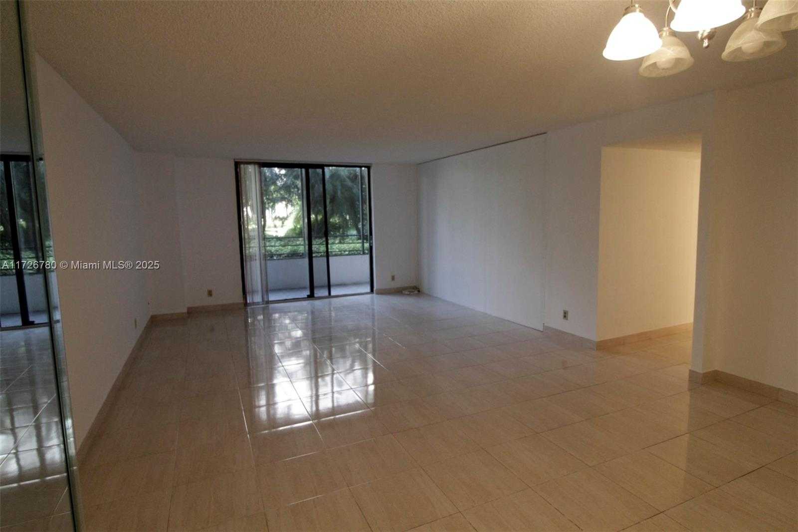 Small Image of 2500 PARKVIEW DR #315, Hallandale Beach Number 25