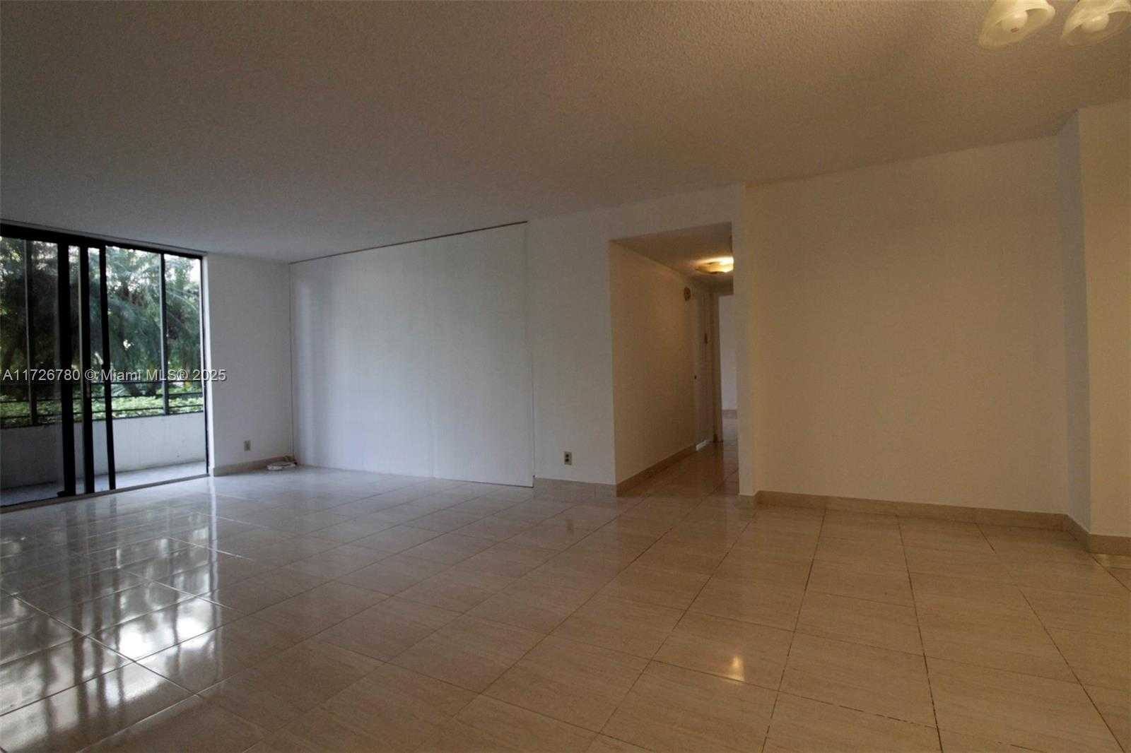 Small Image of 2500 PARKVIEW DR #315, Hallandale Beach Number 26