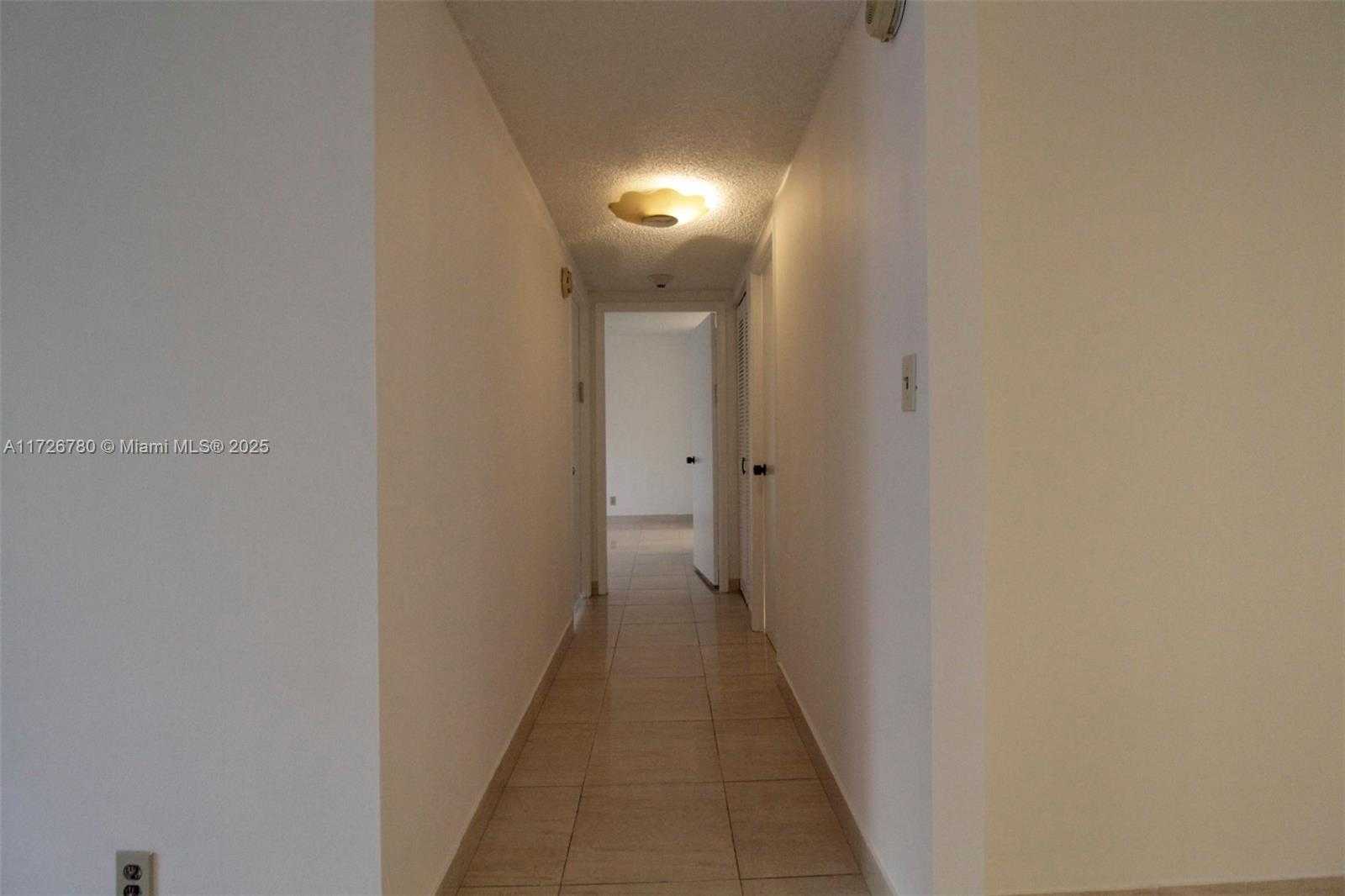 Small Image of 2500 PARKVIEW DR #315, Hallandale Beach Number 43