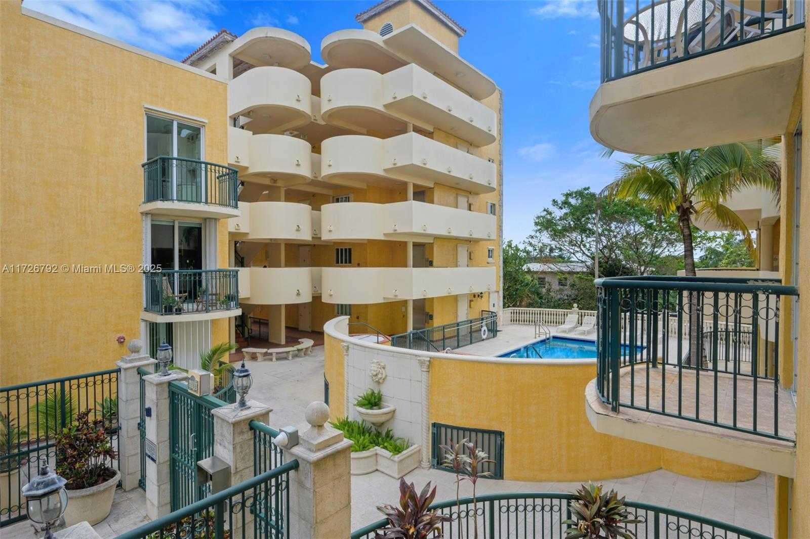 Small Image of 8888 COLLINS AVE #207, Surfside Number 22