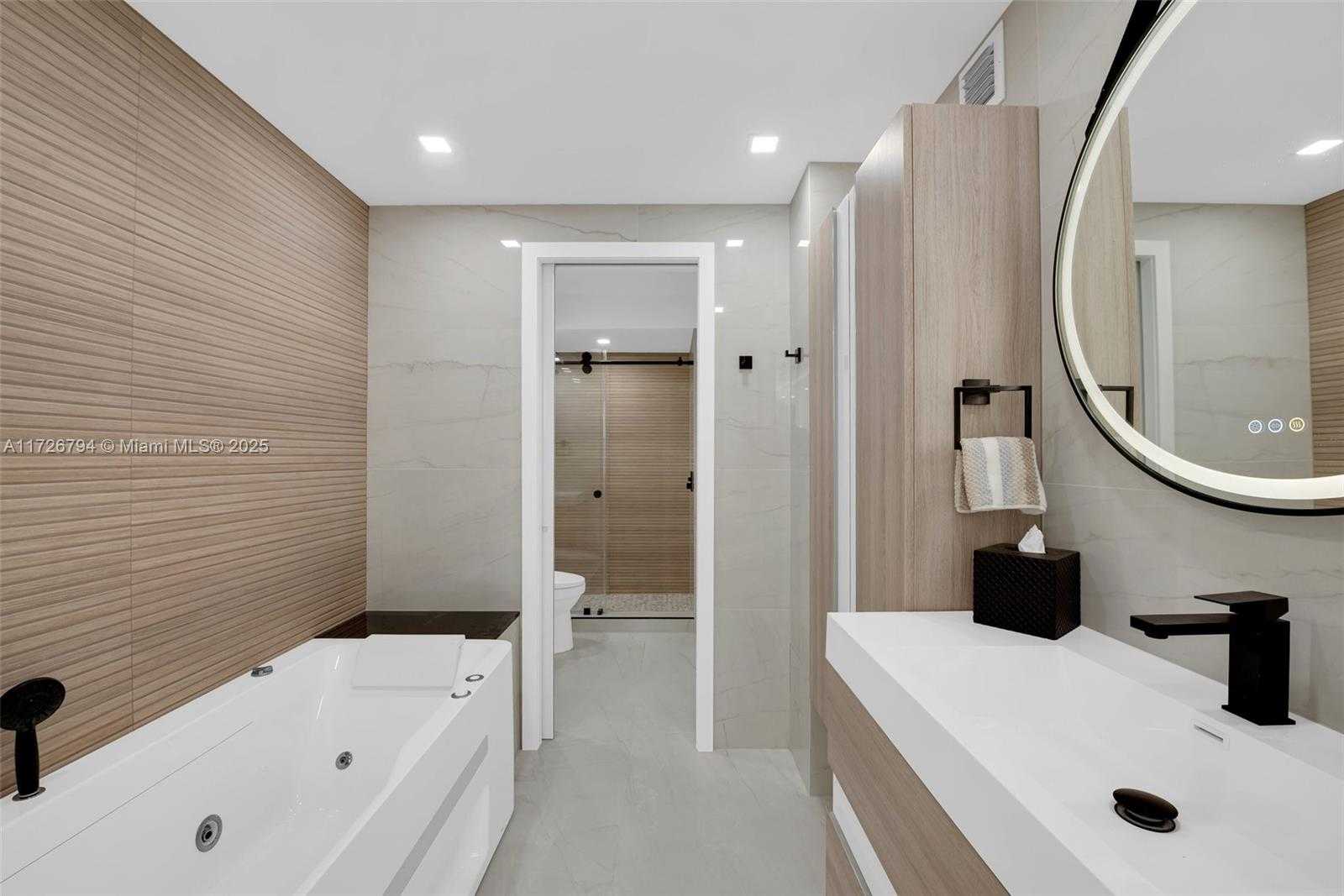 Small Image of 9225 COLLINS AVE #902, Surfside Number 16