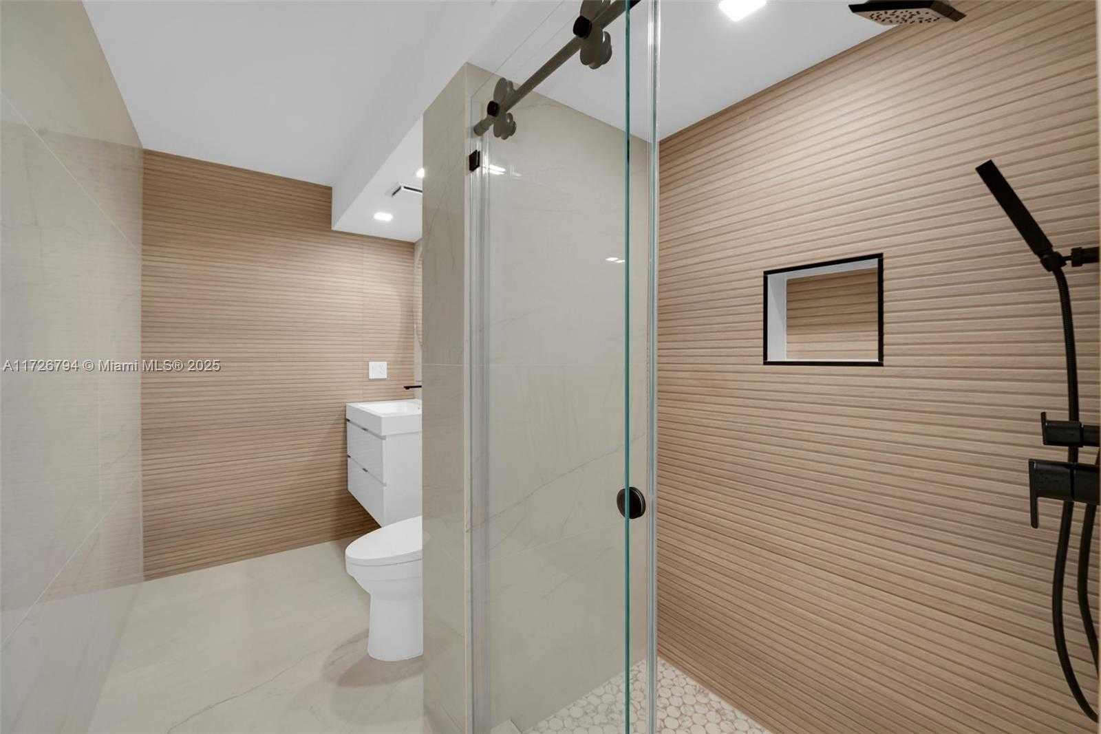 Small Image of 9225 COLLINS AVE #902, Surfside Number 21