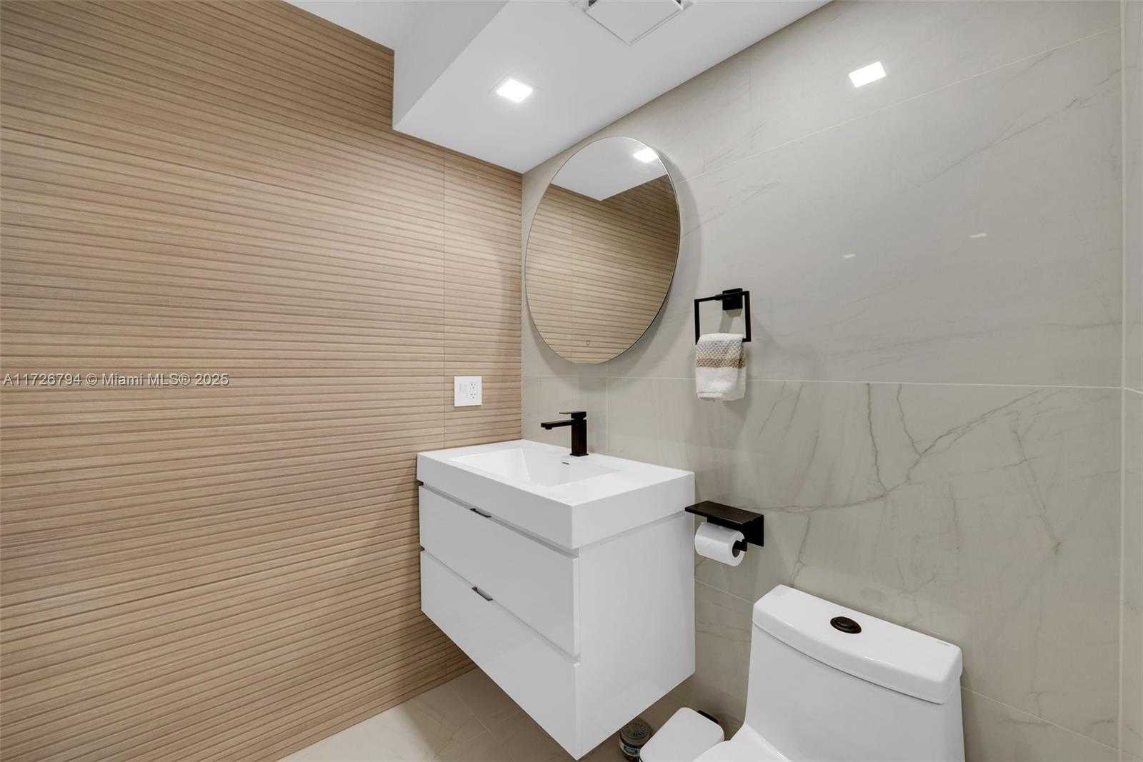 Small Image of 9225 COLLINS AVE #902, Surfside Number 22