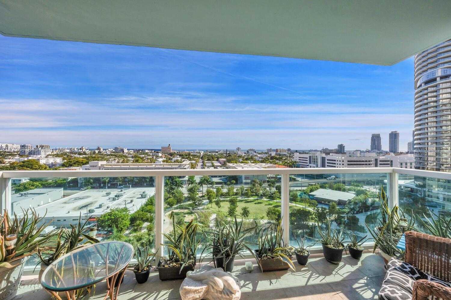 Small Image of 650 WEST AVE #1208, Miami Beach Number 13