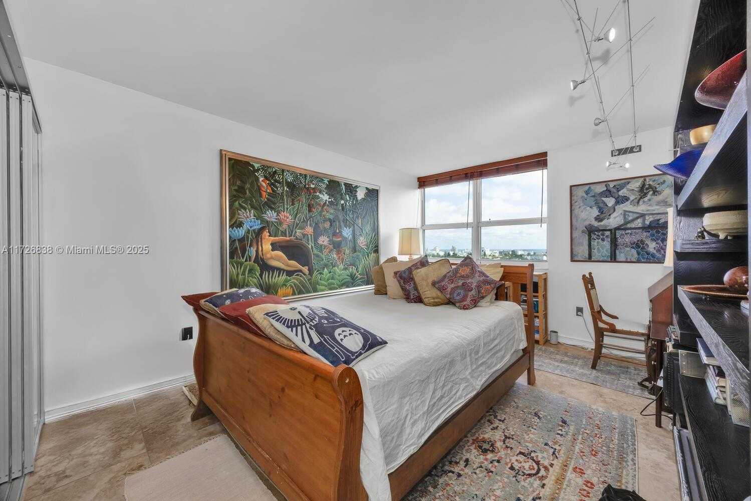 Small Image of 650 WEST AVE #1208, Miami Beach Number 8