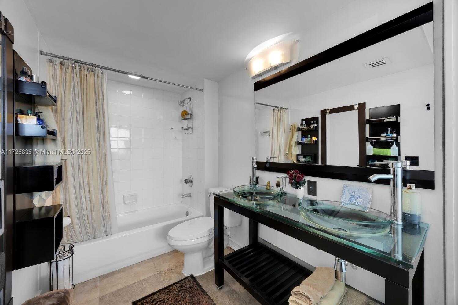 Small Image of 650 WEST AVE #1208, Miami Beach Number 9