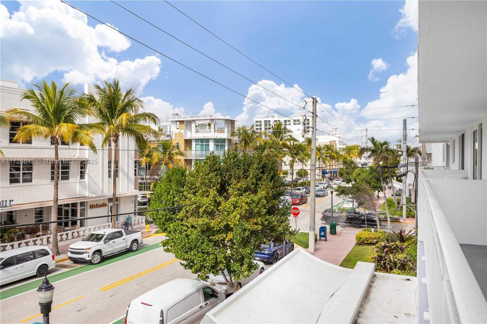 Small Image of 345 OCEAN DR #304, Miami Beach Number 10