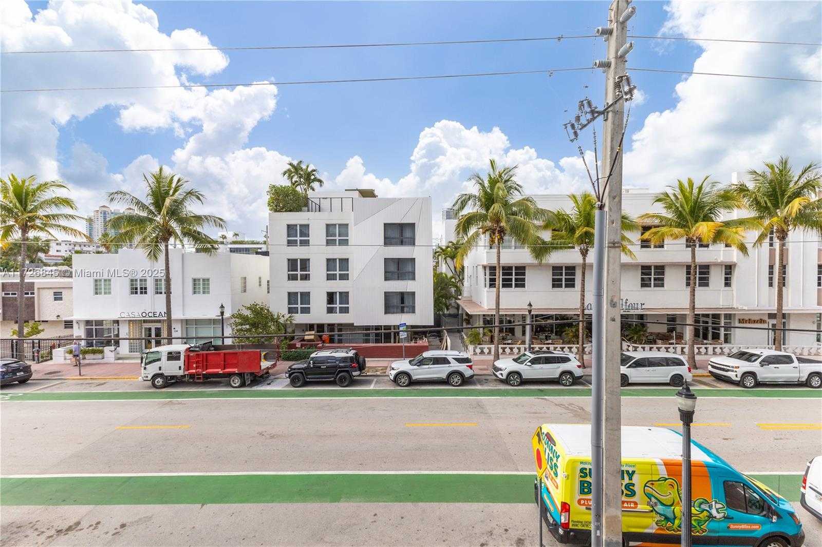 Small Image of 345 OCEAN DR #304, Miami Beach Number 24
