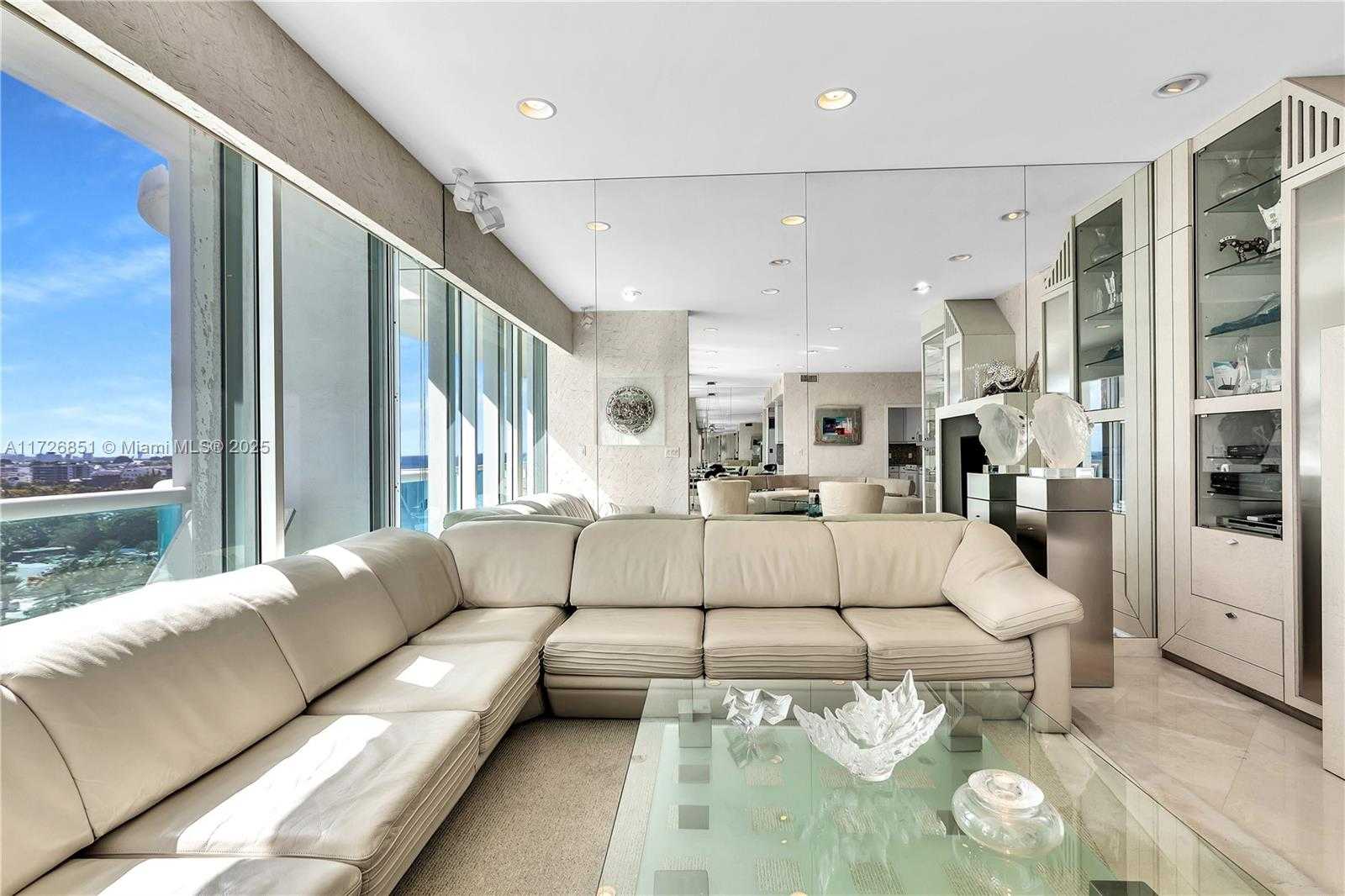 Small Image of 10101 COLLINS AVE #11D+cabana, Bal Harbour Number 29