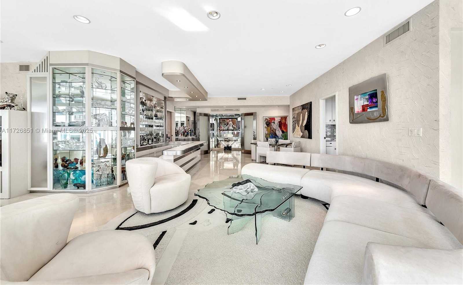 Small Image of 10101 COLLINS AVE #11D+cabana, Bal Harbour Number 3
