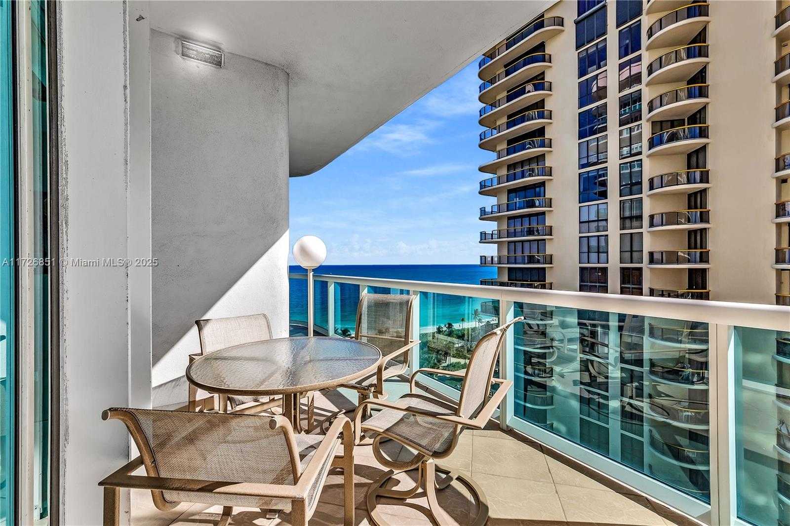 Small Image of 10101 COLLINS AVE #11D+cabana, Bal Harbour Number 44