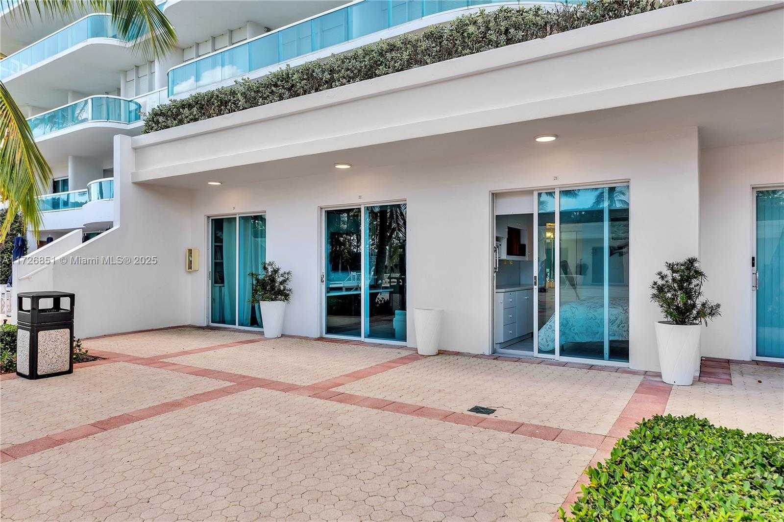 Small Image of 10101 COLLINS AVE #11D+cabana, Bal Harbour Number 81