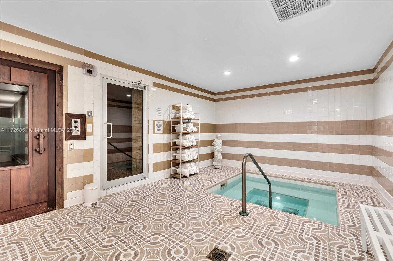 Small Image of 10101 COLLINS AVE #11D+cabana, Bal Harbour Number 90